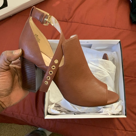 Open toe heels/wedge - Picture 1 of 4